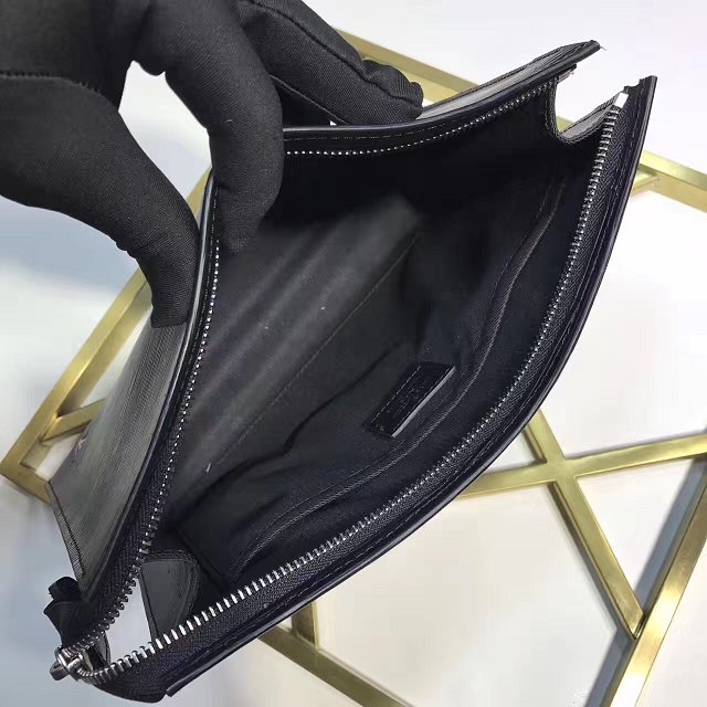 Louis Vuitton epi leather toiletry pouch 26 M67736 black