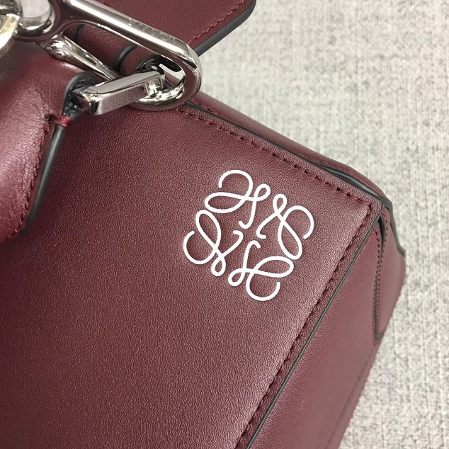 Loewe original calfskin puzzle bag 20155 burgundy