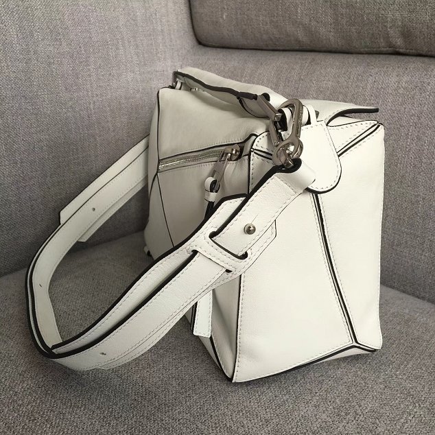 Loewe original calfskin puzzle bag 20155 white
