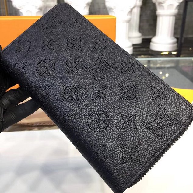 Louis vuitton original mahina leather zippy wallet M61867 black