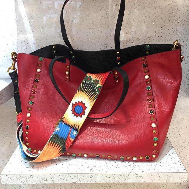 Valentino Garavani Rockstud calfskin shopper bag 0579 black&red