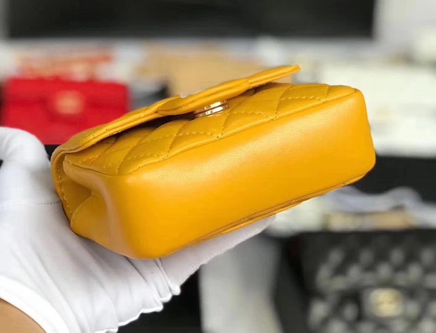 2019 CC original lambskin mini flap bag A35200 yellow