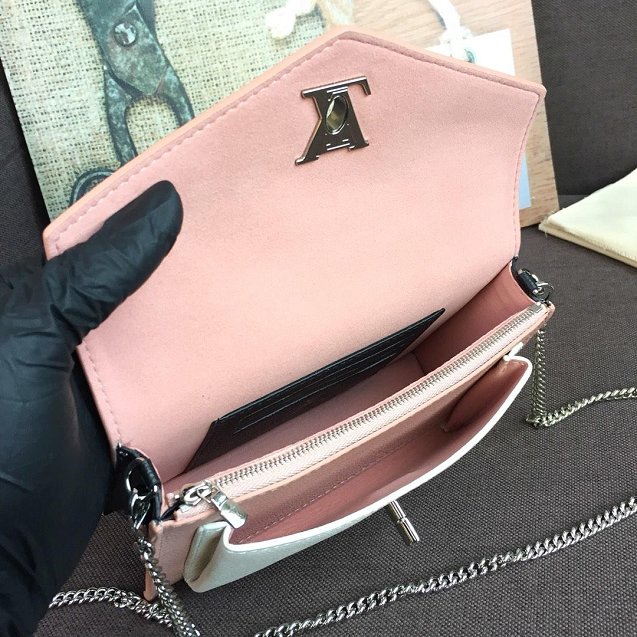 2019 Louis vuitton original calfskin mylockme chain pochette M63980 pink