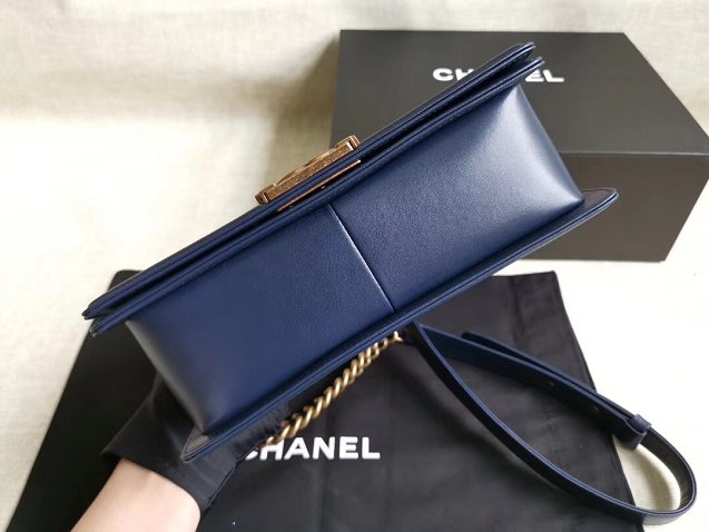 CC original handmade lambskin medium boy handbag HA67086 navy blue