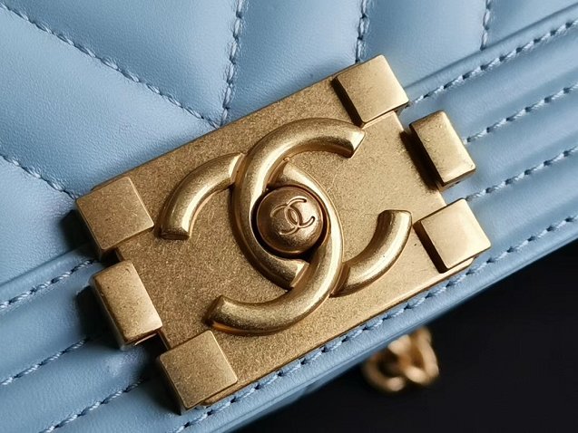 CC original handmade lambskin medium boy handbag HA67086 -2 sky blue
