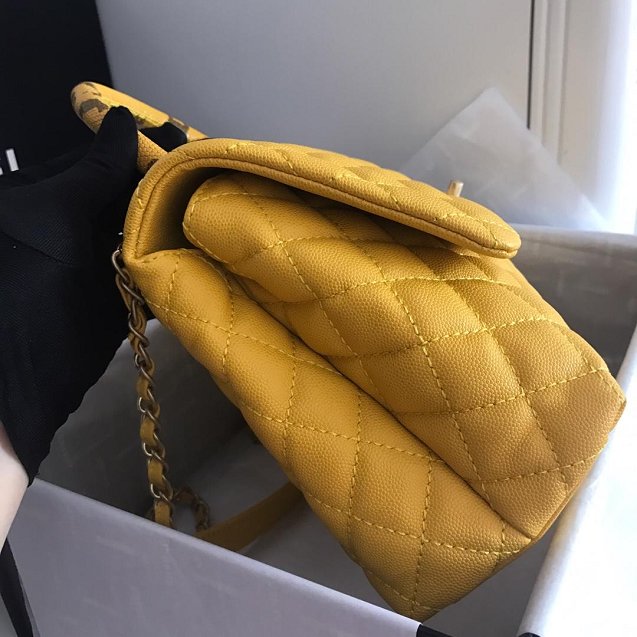 2019 CC original iridescent grained calfskin large coco handle bag A92991 yellow