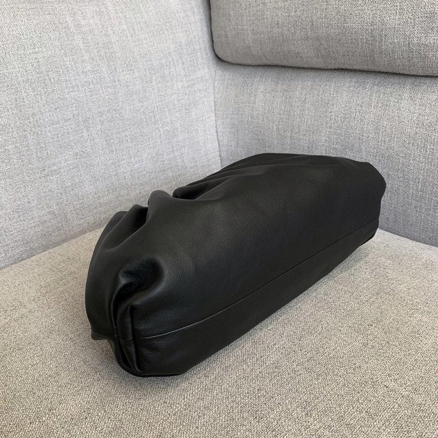 2019 BV original calfskin large pouch 576227 black