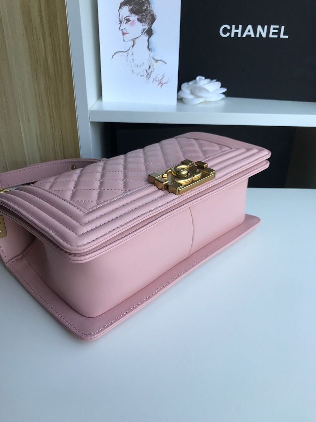 CC original lambskin medium boy handbag A67086-6 pink