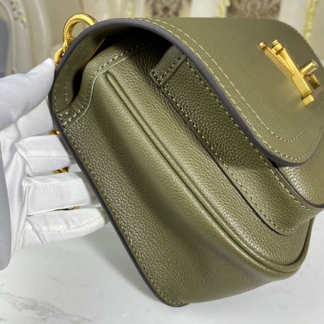 2021 louis vuitton original calfskin lockme chain pm handbag m57067 green