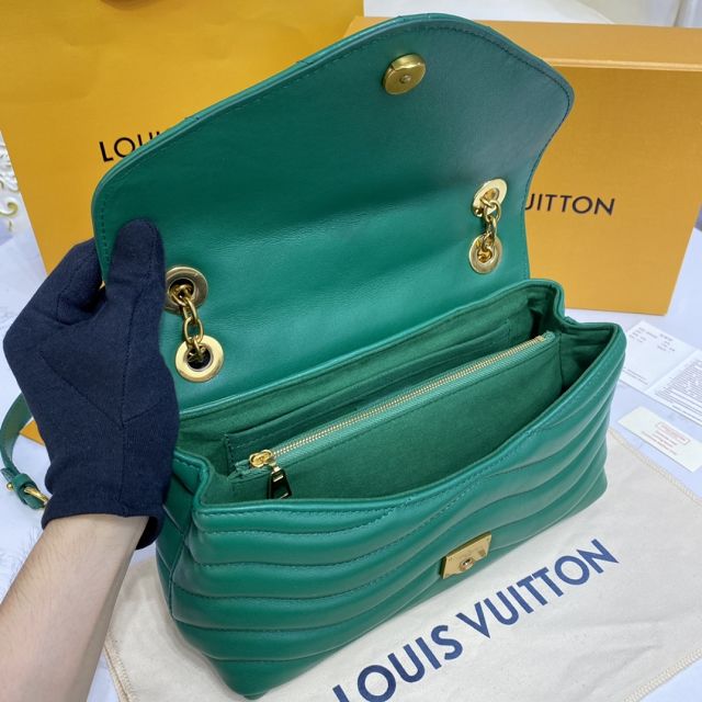 2021 Louis vuitton original calfskin new wave chain bag M58664 green