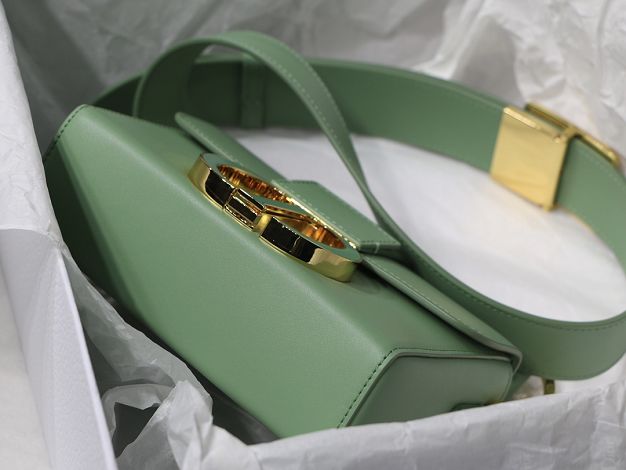 Dior original box calfskin mini 30 montaigne bag M9204 mint green