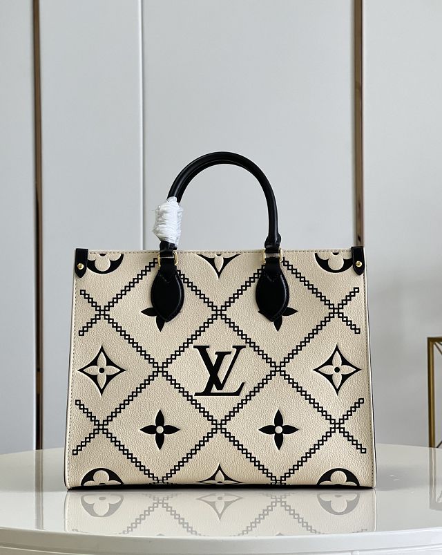 Louis vuitton original calfskin onthego mm M46016 white