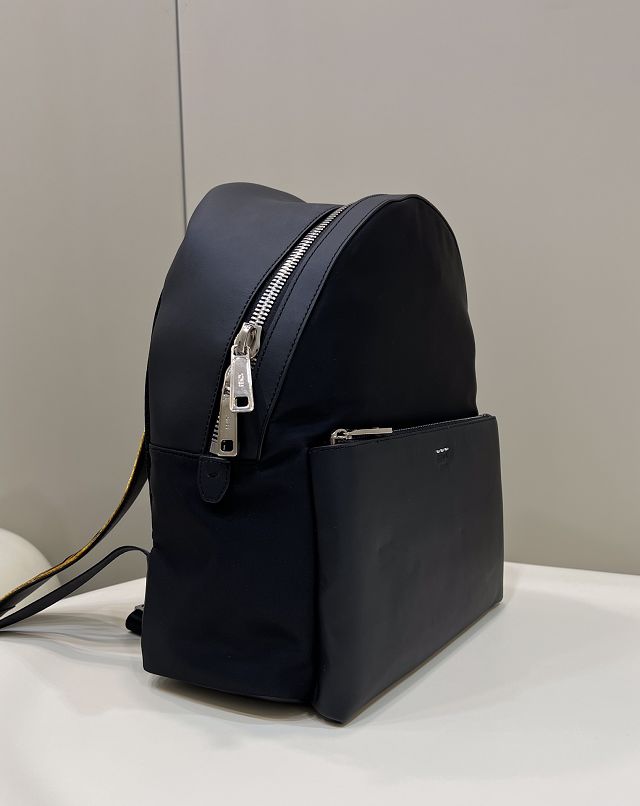 Fendi original calfskin medium backpack 7VZ350 black