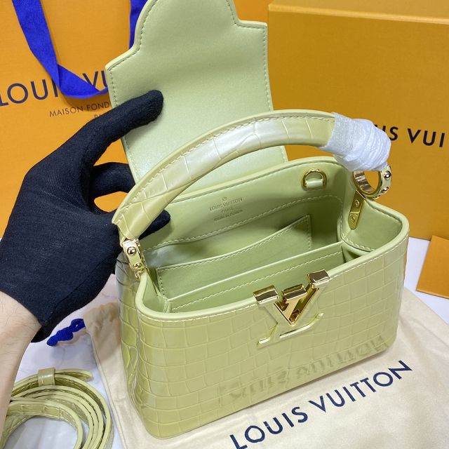 Louis vuitton original crocodile calfskin capucines mini handbag N93372 champagne
