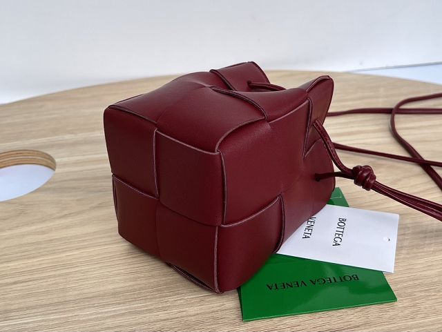 BV original lambskin cassette small bucket bag 680217 dark red