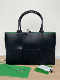 BV original lambskin medium arco tote bag 609175 black&green