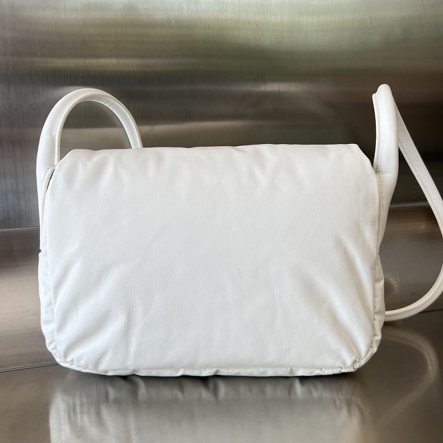 BV original aged calfskin shoulder bag 717237 white
