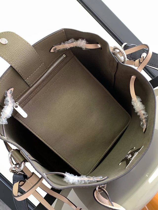 Louis vuitton original calfskin bucket bag M54677 khaki