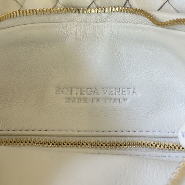 BV original lambskin medium gemelli shoulder bag 764281 white