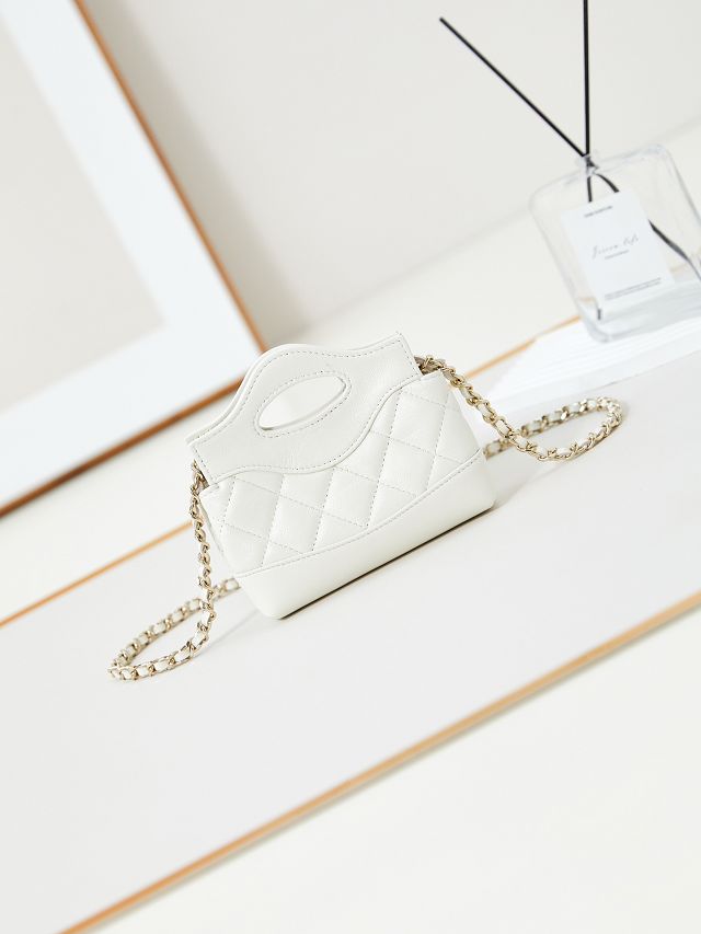 CC original lambskin clutch with chain AP3875 white