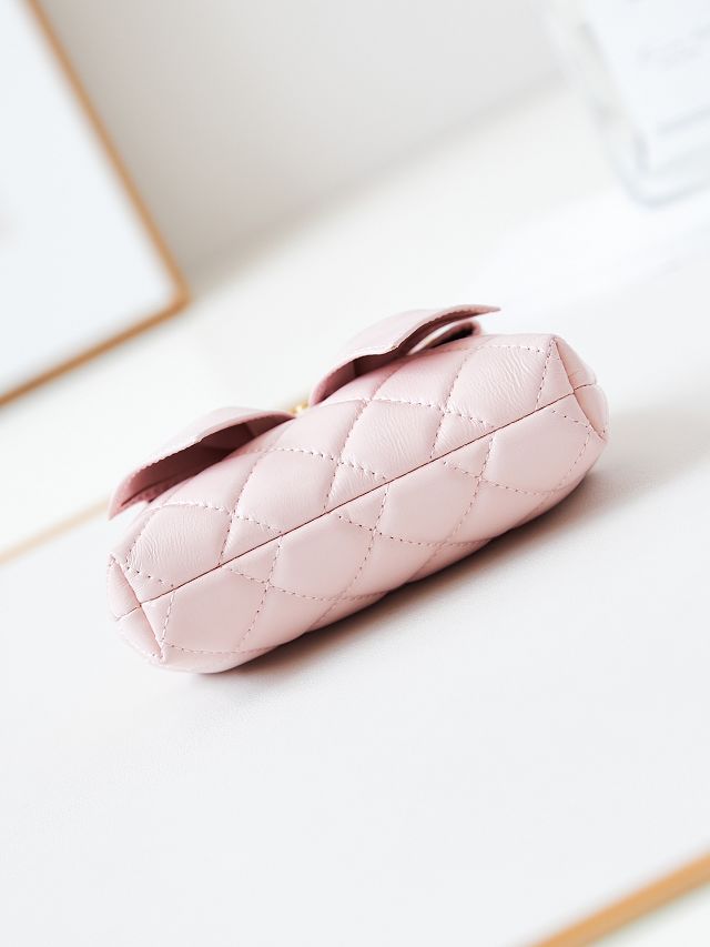 CC original lambskin clutch with chain AP4028 pink