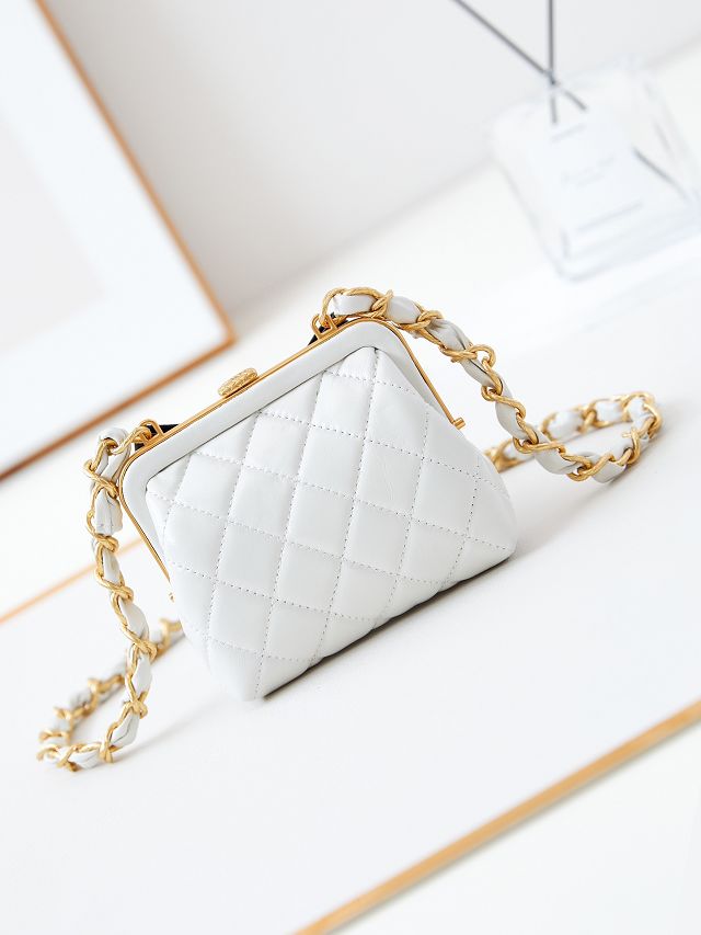 CC original lambskin clutch with chain AP4028 white