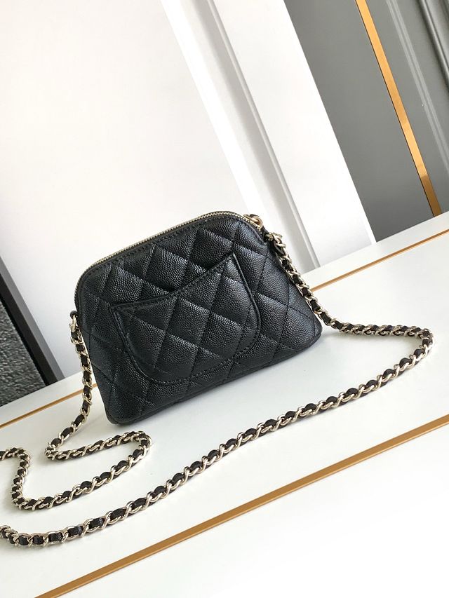 CC original grained calfskin clutch with chain AP4000 black