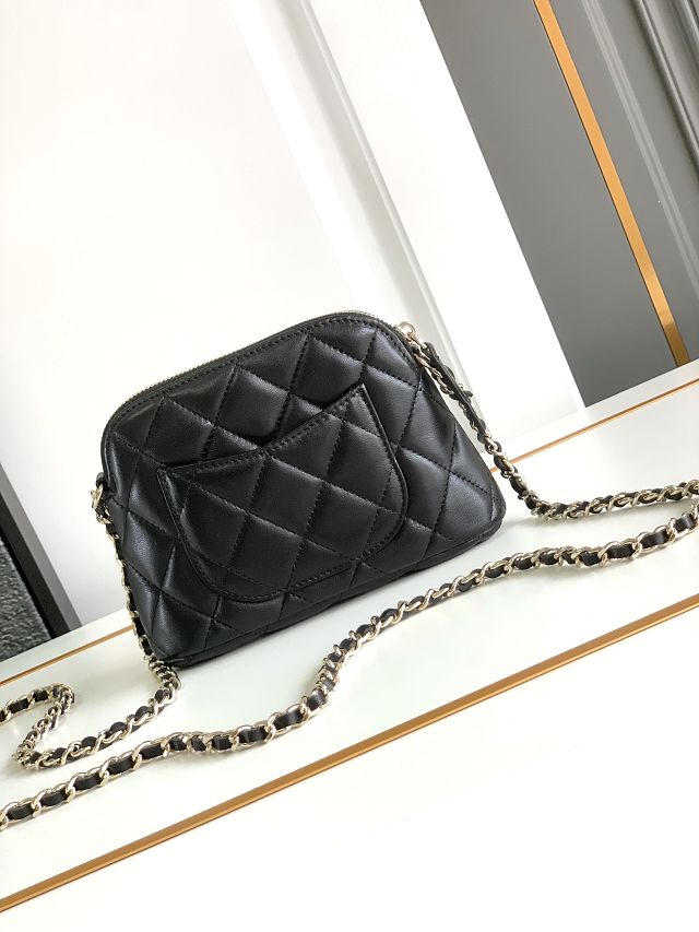 CC original lambskin clutch with chain AP4000 black