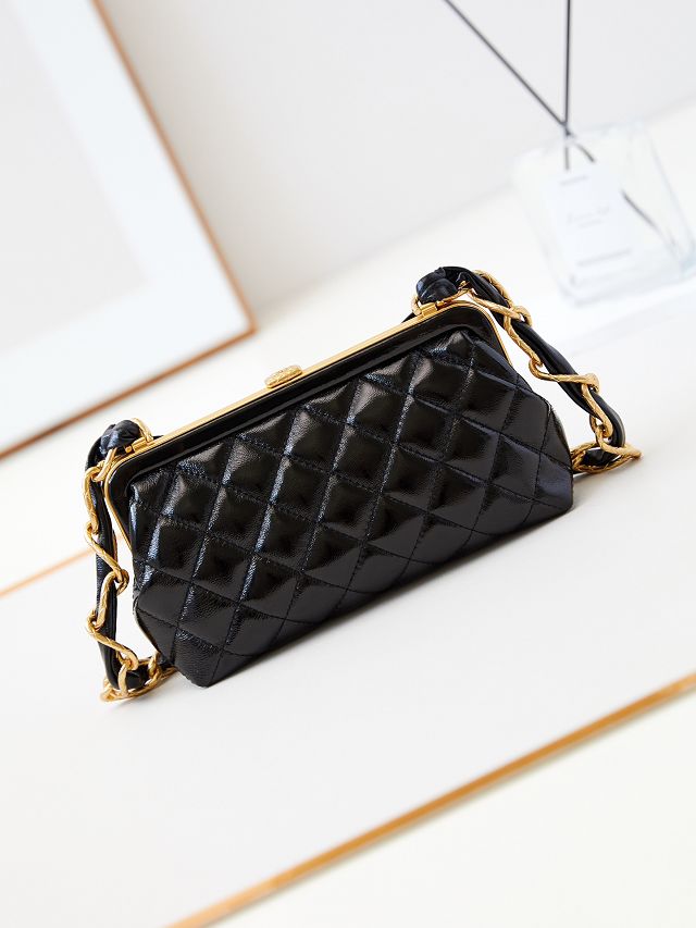 CC original lambskin clutch with chain AP4027 black