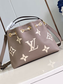 2024 Louis vuitton original calfskin bundle bag M25453 grey