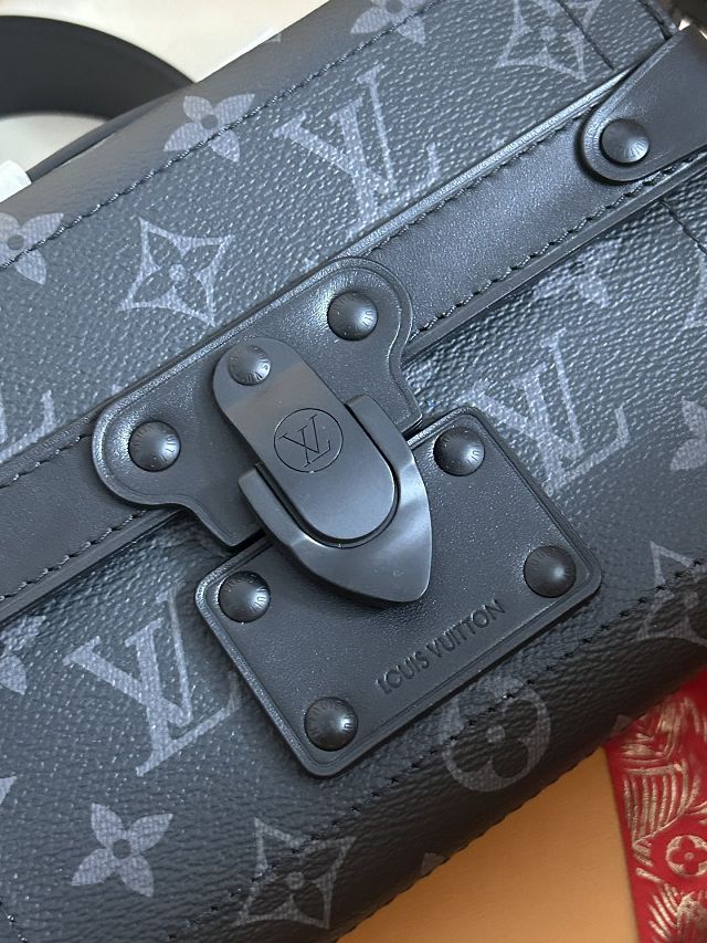 Louis vuitton original monogram eclipse soul trunk M11743