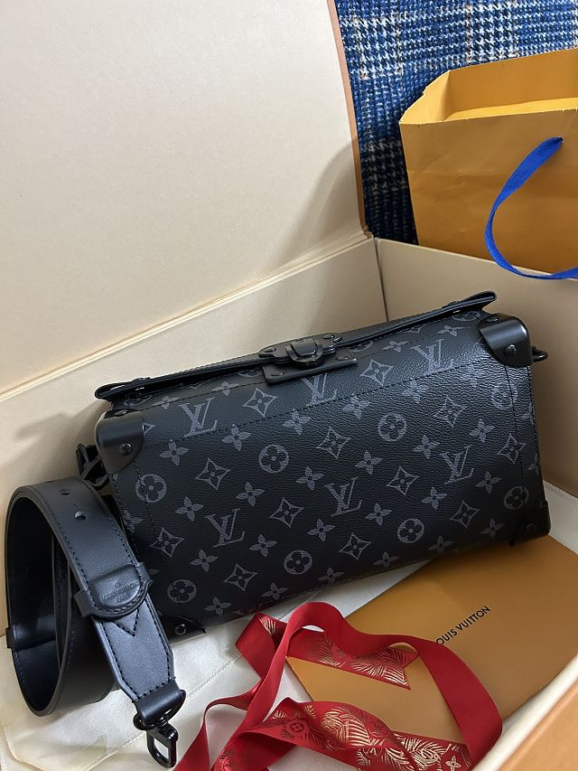 Louis vuitton original monogram eclipse soul trunk east west M11744