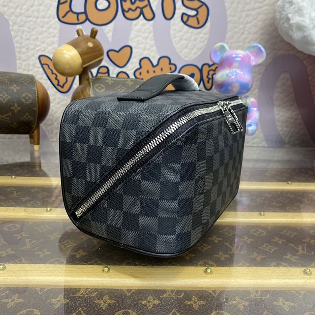 Louis vuitton original damier graphite toiletry bag N11506