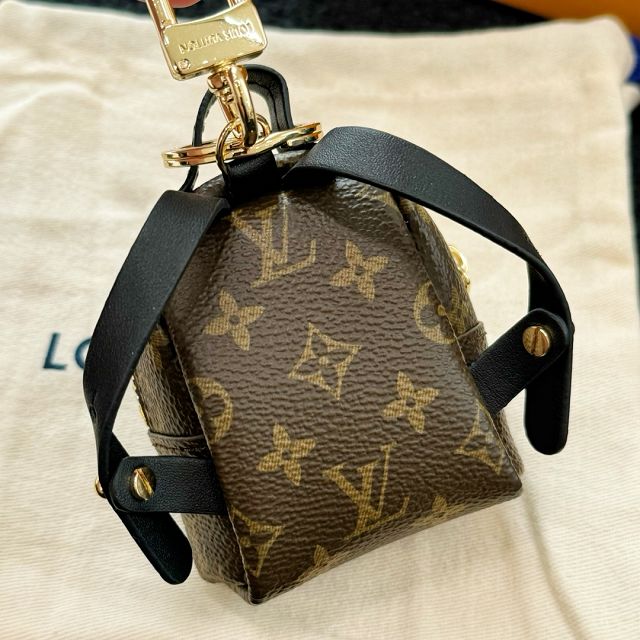 Louis vuitton original blackpack charm M00816