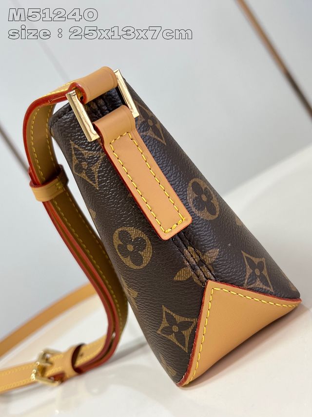 Louis vuitton original monogram canvas  twicr pochette M51240