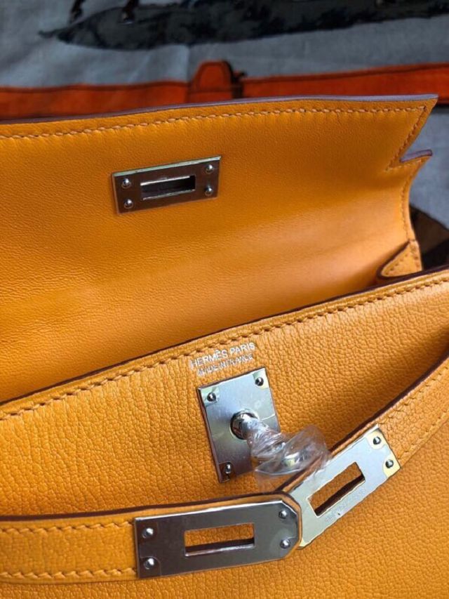 Hermes original goatskin mini kelly 19 bag KG0019 jaune