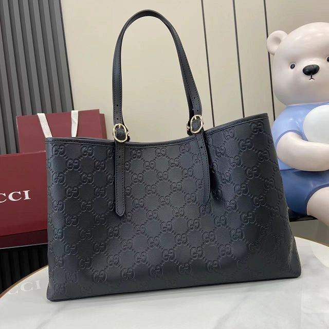 GG original calfskin emblem medium tote bag 815213 black