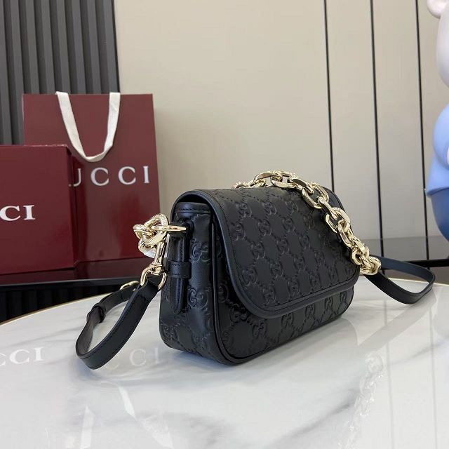 GG original calfskin emblem small shoulder bag 847448 black