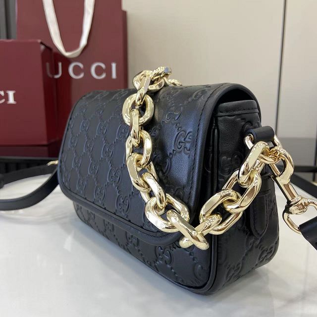 GG original calfskin emblem small shoulder bag 847448 black