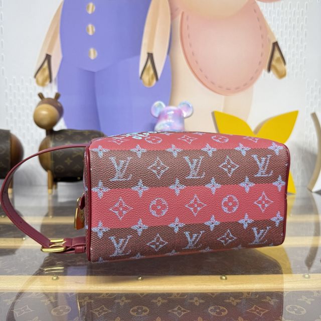 Louis vuitton original monogram canvas locker dopp kit M26903 red