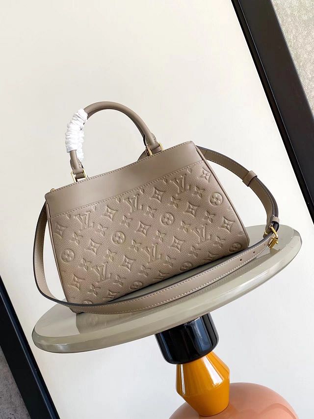 Louis vuitton original calfskin avenue pm handbag M15231 grey