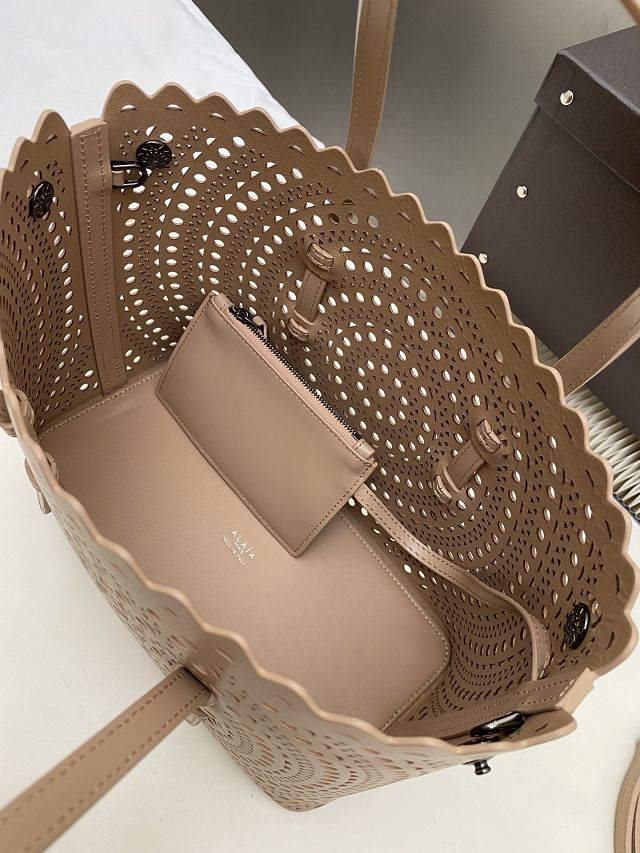 Alaia original vienne wave calfskin mina 25 bag AL0003 desert