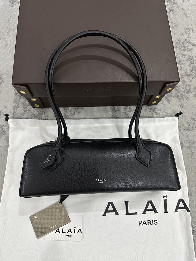 Alaia original lambskin le teckel medium bag AL0024 black