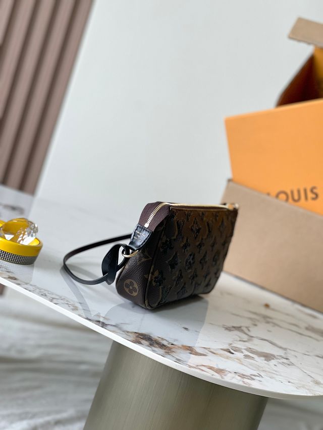 Louis vuitton original monogram canvas pochette accessoires M26473