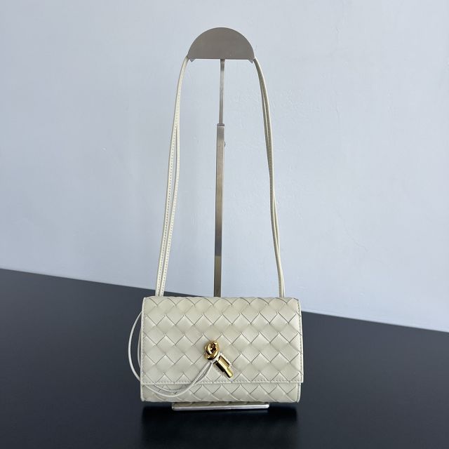 BV original lambskin andiamo pouch on strap 836940 