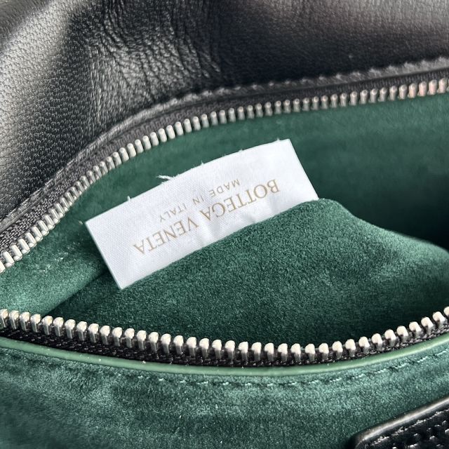 BV original lambskin veneto flap messenger bag 843836  