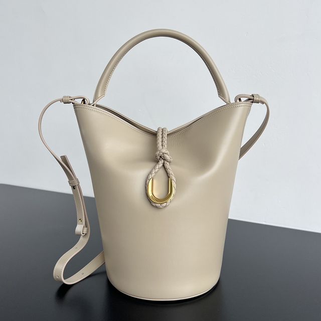 BV original calfskin large liberta bucket bag 806038 ecru