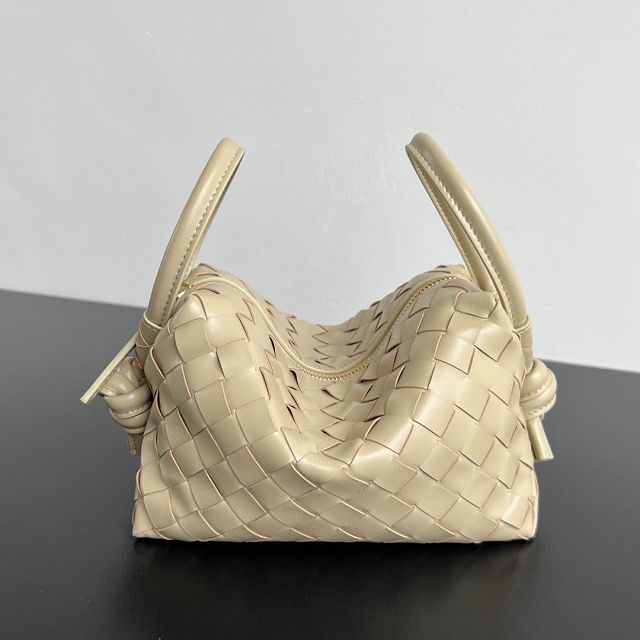 BV original lambskin loop top handle bag 796615 cream