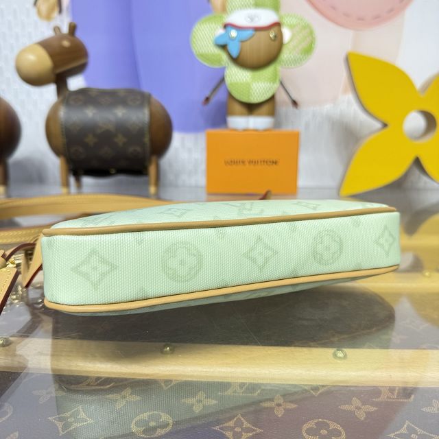 Louis vuitton original monogram canvas pochette accessoires M28320 green