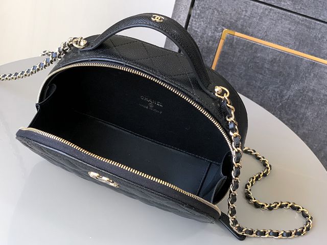CC original grained calfskin clutch with chain AP5060 black